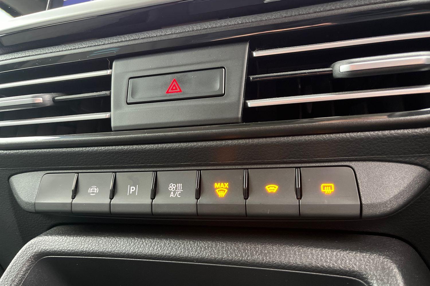 Ford TOURNEO CONNECT Photo 31