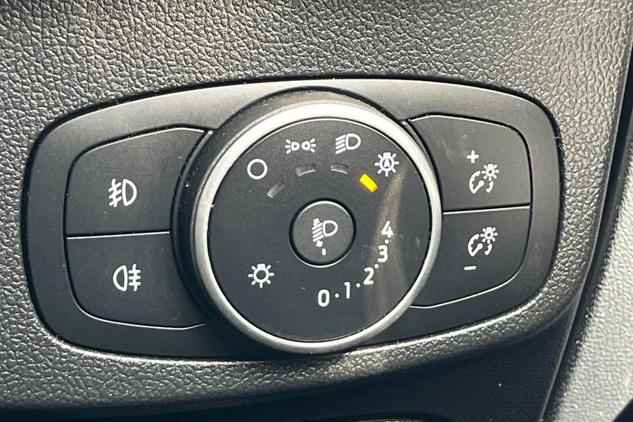 Ford Focus Photo autoimg-13b96f2b580258b0341add3ed86249b357422368.jpg