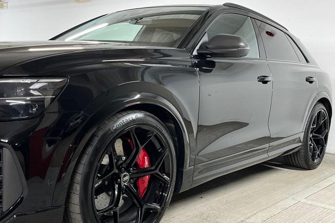 AUDI Rsq8 Photo 40