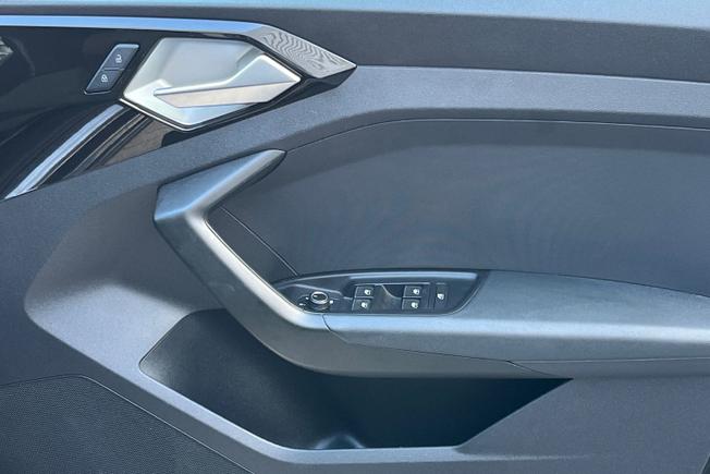 AUDI A1 Photo 38