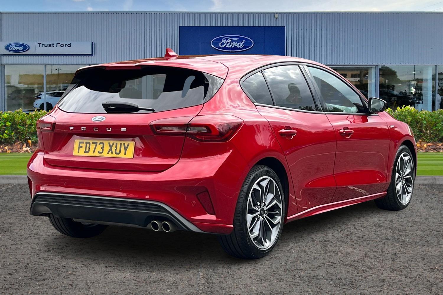 Ford FOCUS Photo 3
