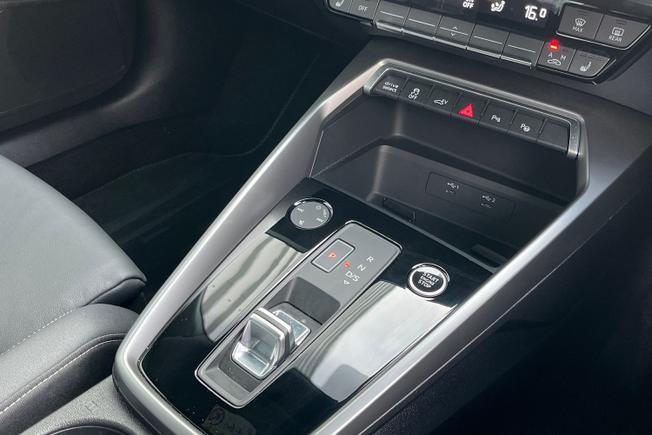 AUDI A3 Photo 34