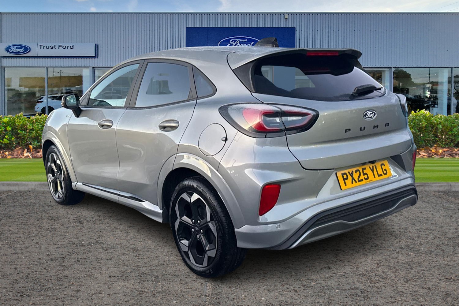Ford PUMA Photo 1