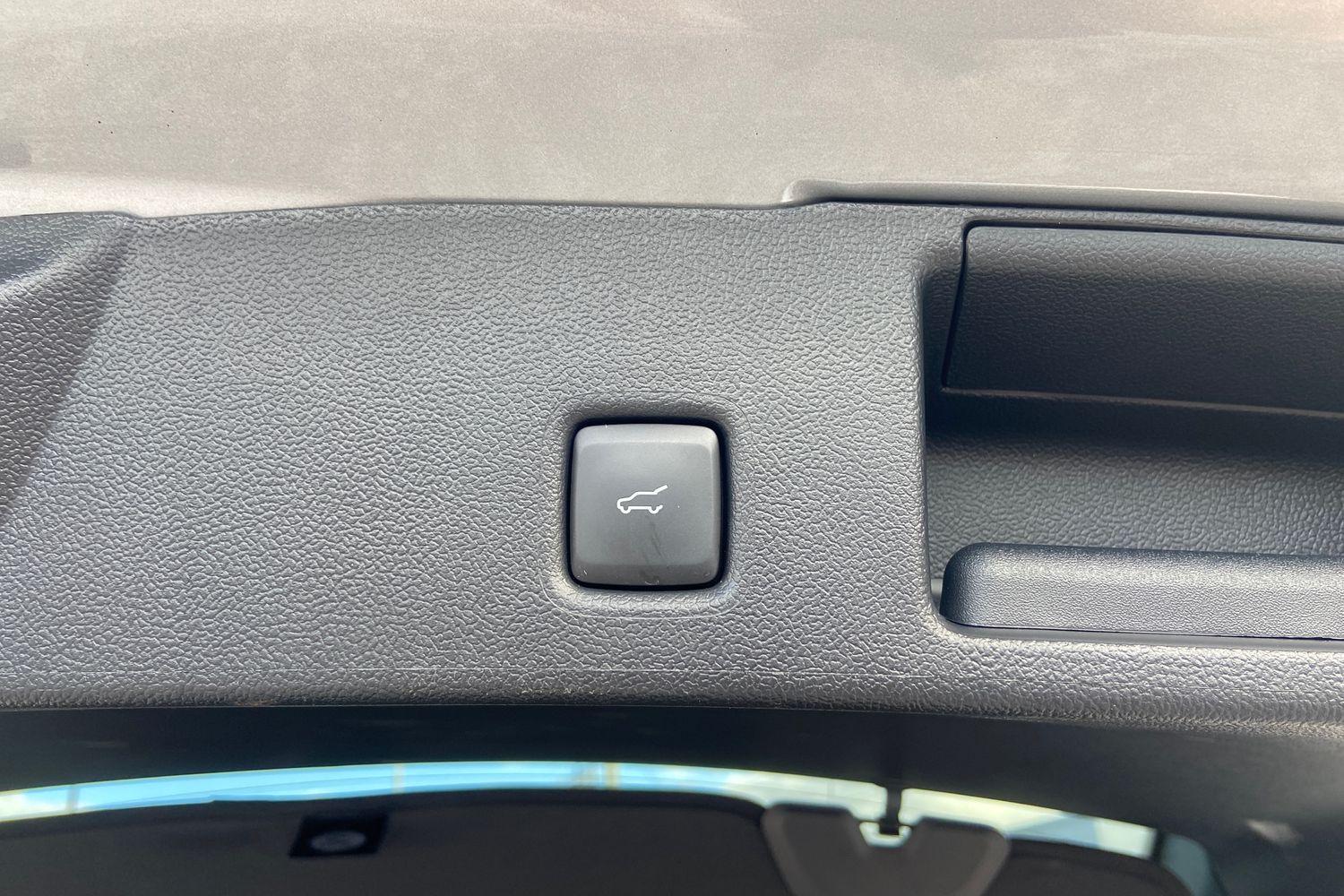 Ford KUGA Photo 28