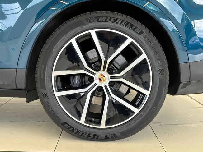 PORSCHE Cayenne Photo 25
