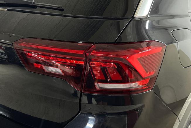 VOLKSWAGEN T-Roc Photo 18