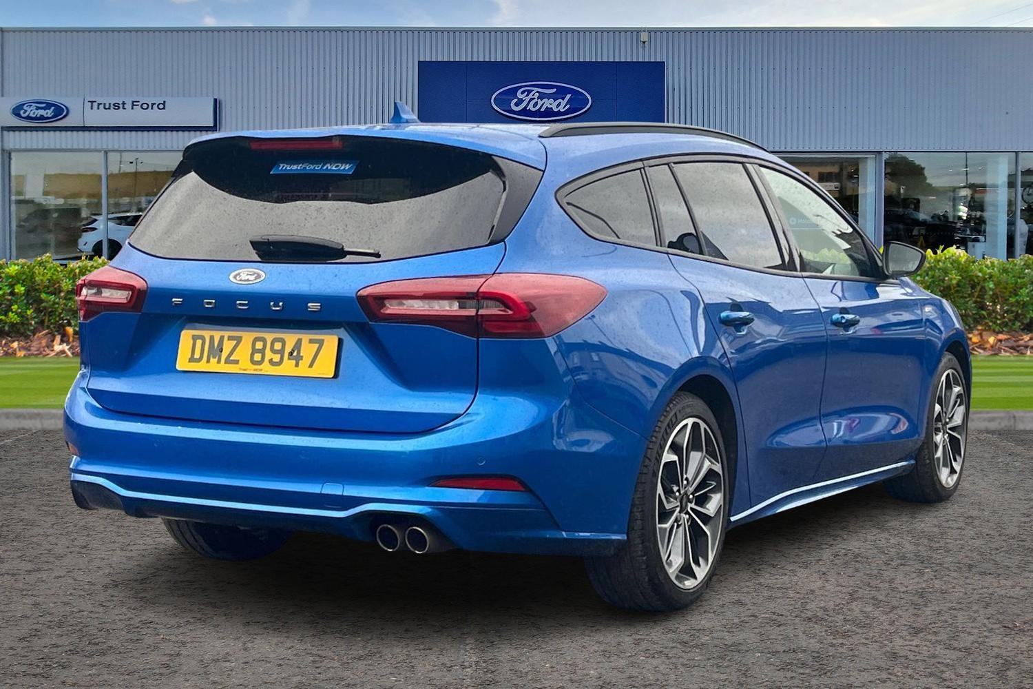 Ford FOCUS Photo 3