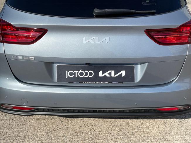KIA Ceed Photo 25