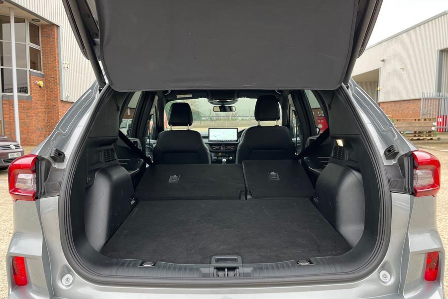 Ford Kuga Photo autoimg-13d5638e2ae294916fdfe8e5cc689d91fae1244f.jpg