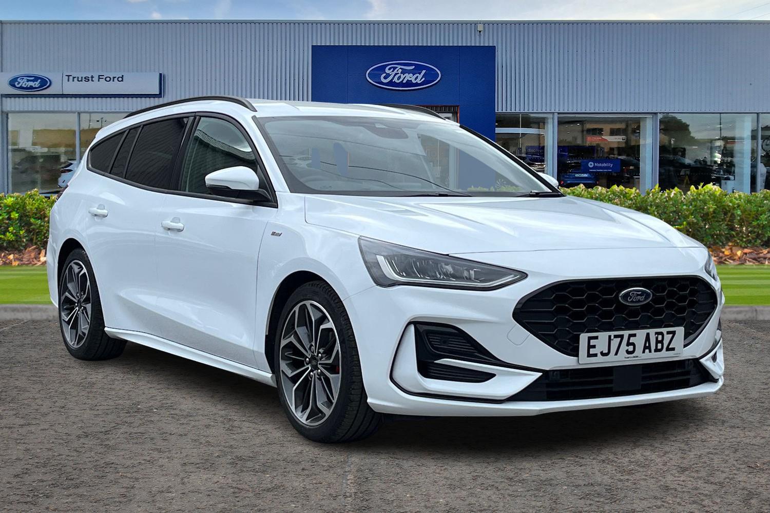 Ford FOCUS Photo 0