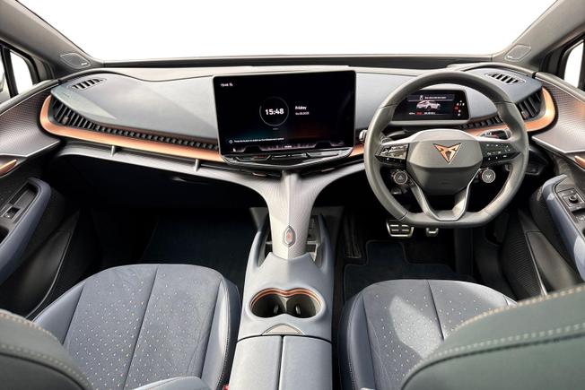 CUPRA Tavascan Photo 10