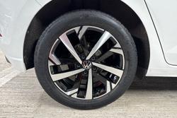 VOLKSWAGEN Polo Photo 5