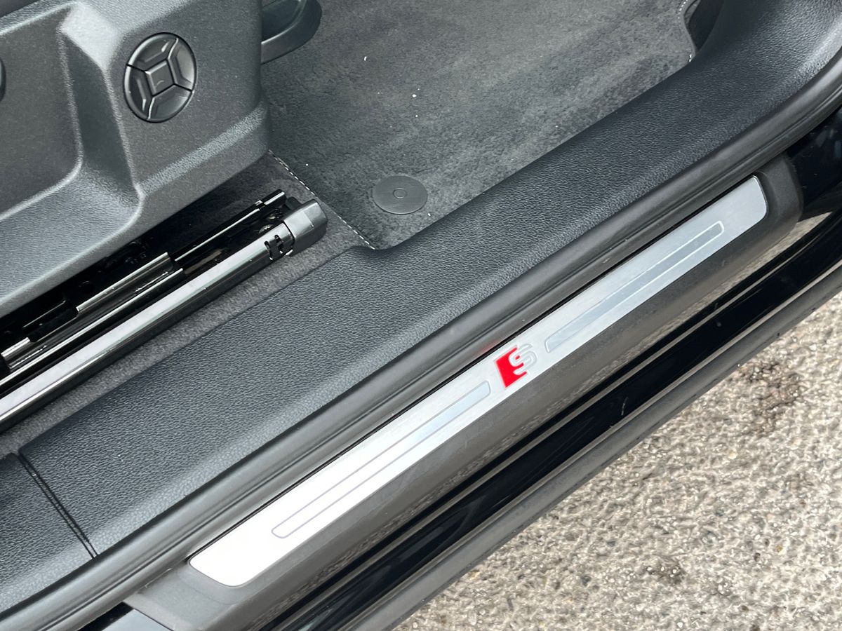 Audi Q3 Photo 32