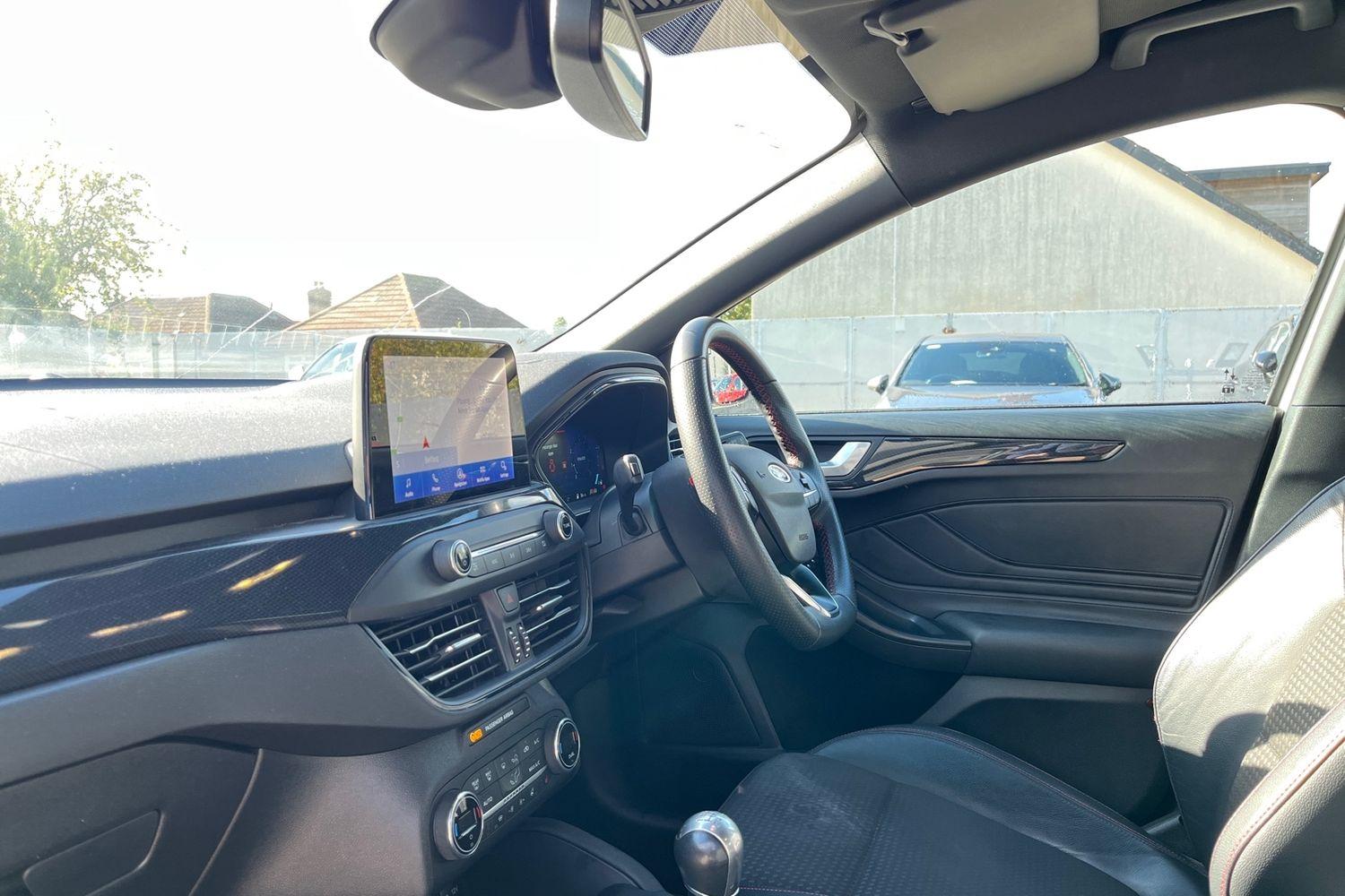 Ford FOCUS Photo 17