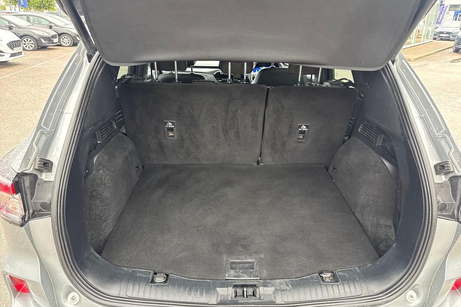 Ford KUGA Photo autoimg-13f1d50fc8ad19d866d96806b7ab6e3c819931a8.jpg