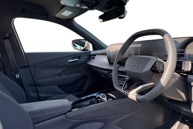 AUDI Q3 Photo 6