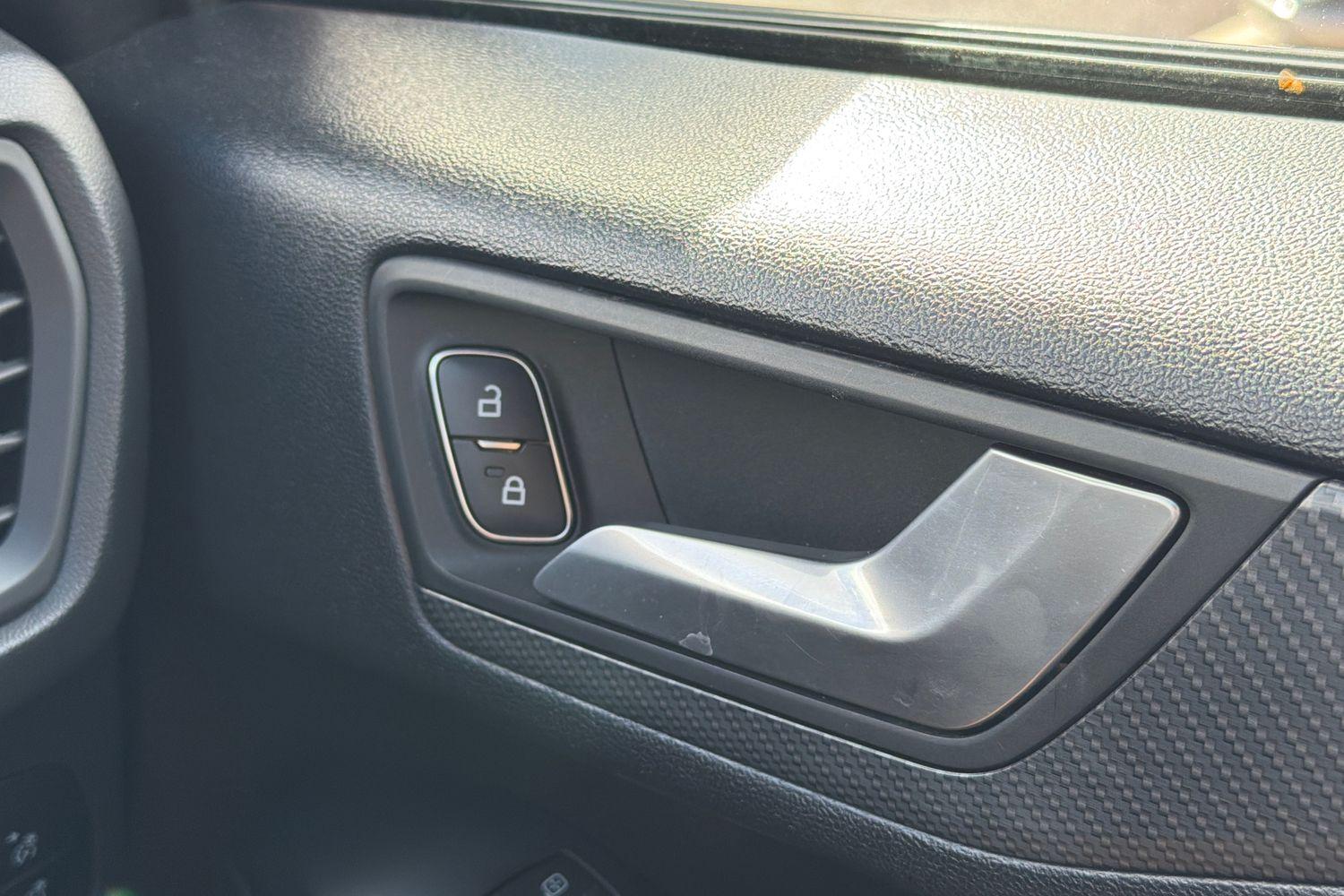 Ford FOCUS Photo 33