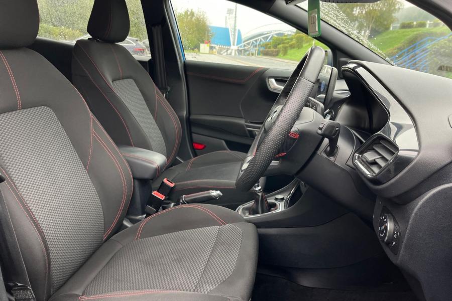 Ford Puma Photo autoimg-13fd101b999c0ab55a272d18a17746a431c7d2a3.jpg