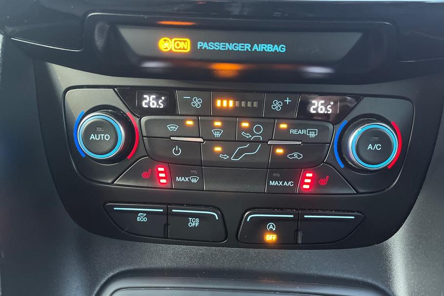 Used Ford TOURNEO CONNECT 26