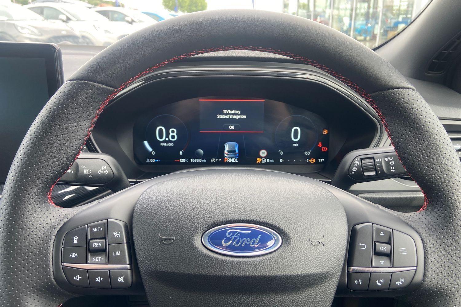 Ford FOCUS Photo 11