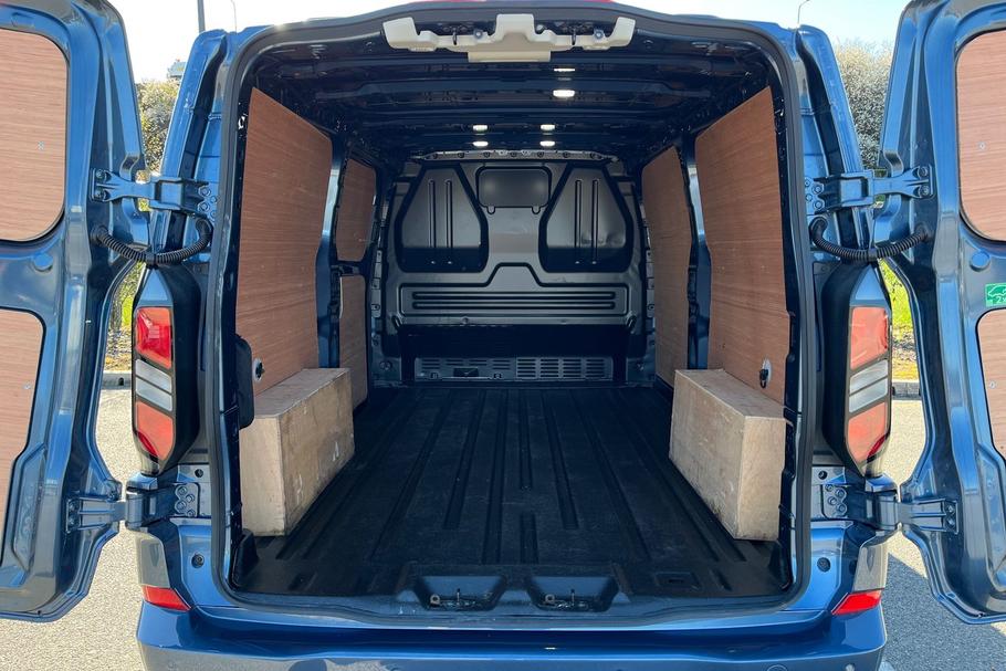 Used FORD TRANSIT CUSTOM WV75YMC 6