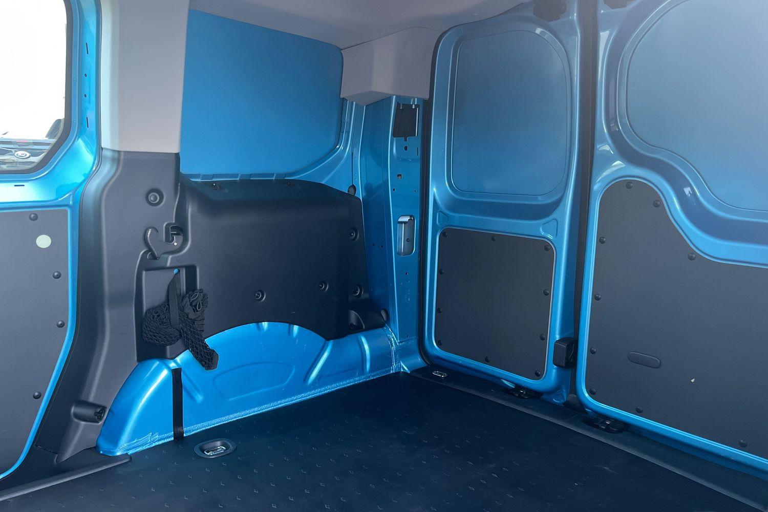 Ford TRANSIT CONNECT Photo 3