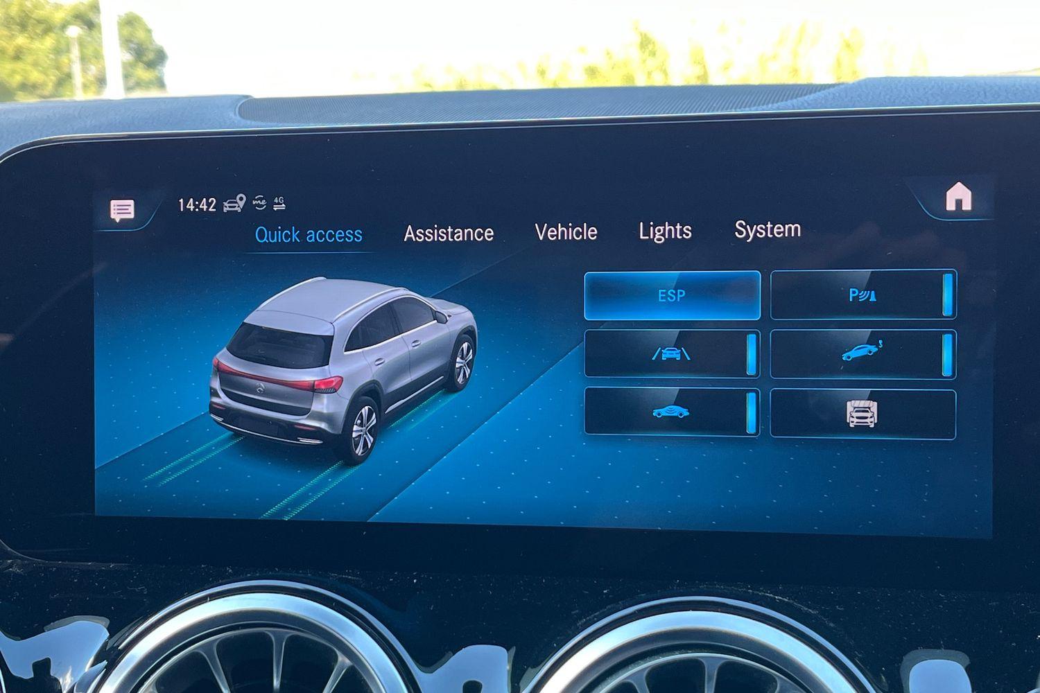 Mercedes-Benz EQA Photo 30