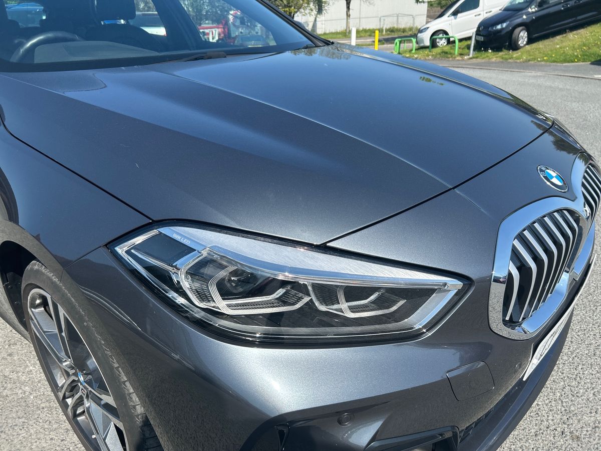 BMW 1 Series Photo 16