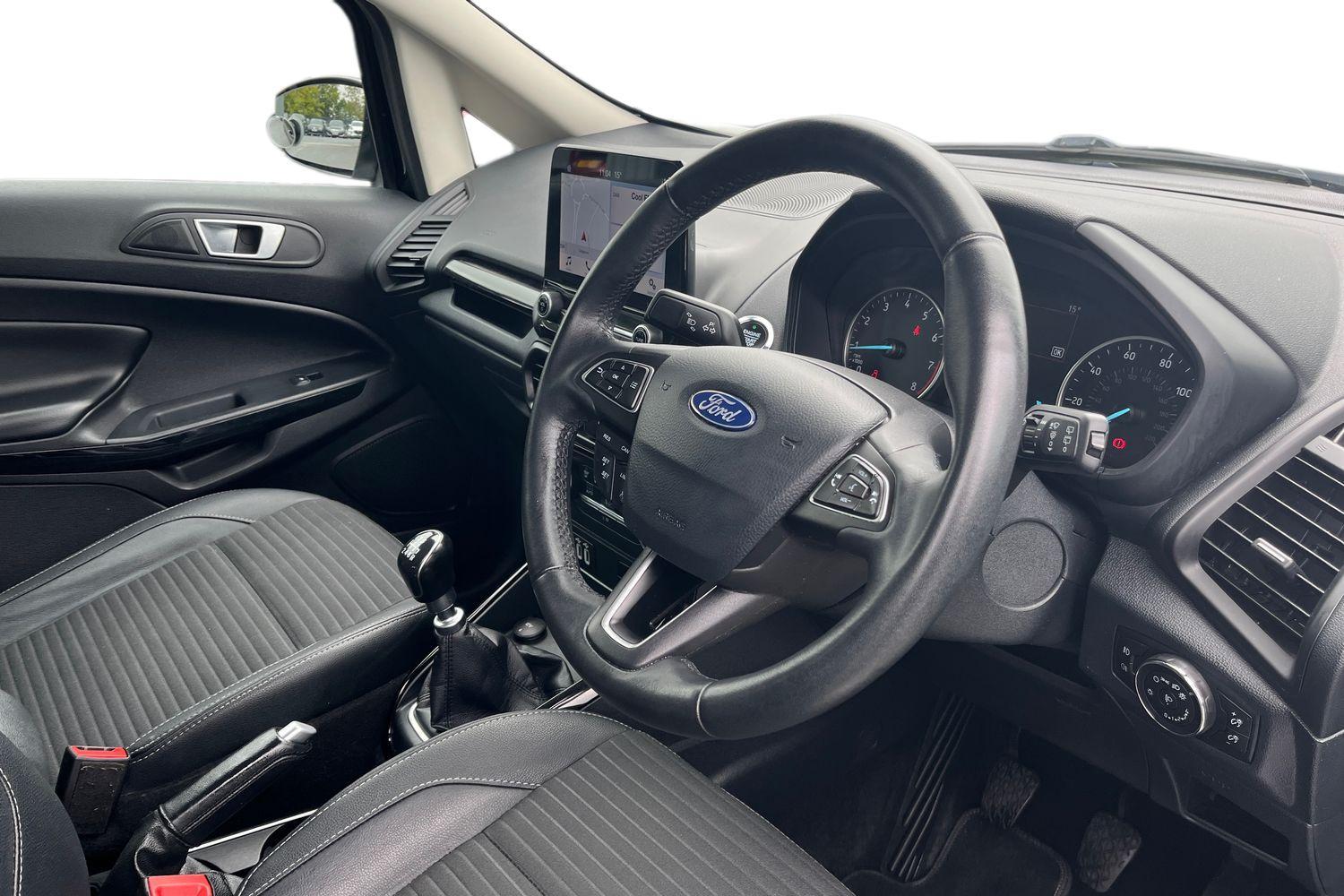 Ford ECOSPORT Photo 8
