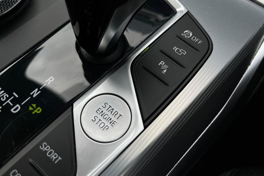 BMW 3 Series Photo autoimg-141122c87eacafc541f2ac6bc9b533d87d22ade2.jpg