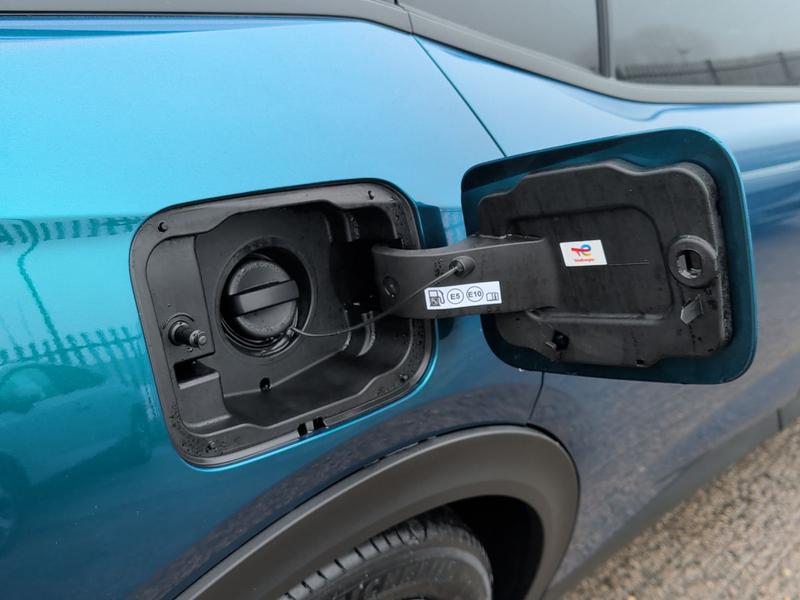 Used Peugeot 408 KM25UZF 32