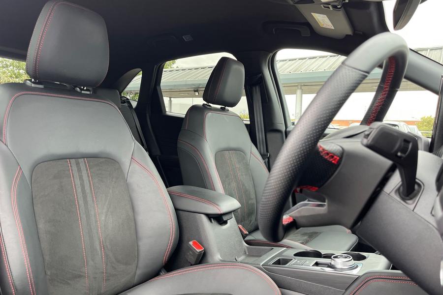 Ford Kuga Photo autoimg-1413dc6e65b31a25dc31f8e1f8f33872dc647431.jpg