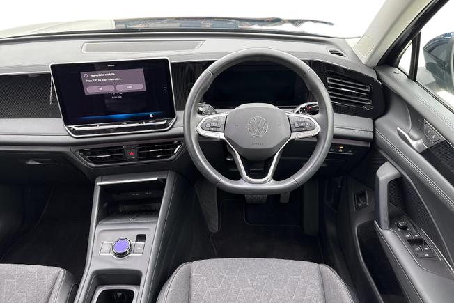 VOLKSWAGEN Tiguan Photo 11