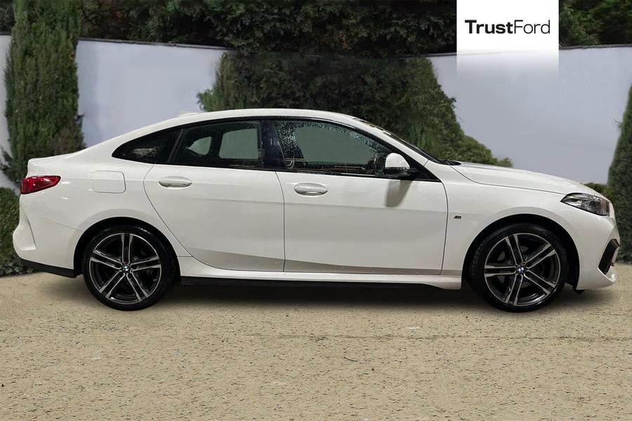 BMW 2 SERIES Photo autoimg-1415afe285fdb5d5e5bff2343bb4f8c947c9b6f6.jpg