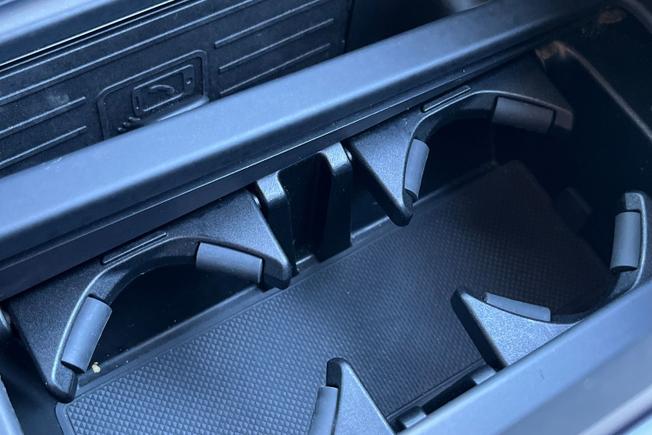 AUDI Q8 E-Tron Photo 29