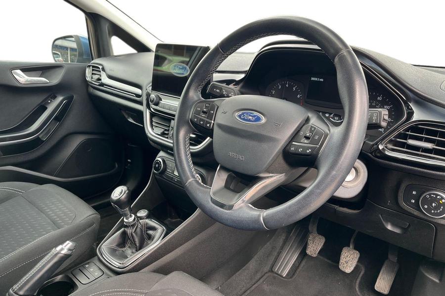 Ford Fiesta Photo autoimg-141bfaaa8de6a017c968be575544c8017d4394e8.jpg