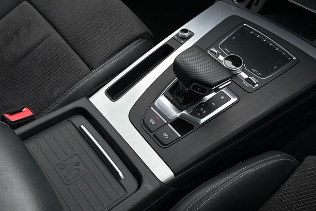 AUDI Q5 Photo 36