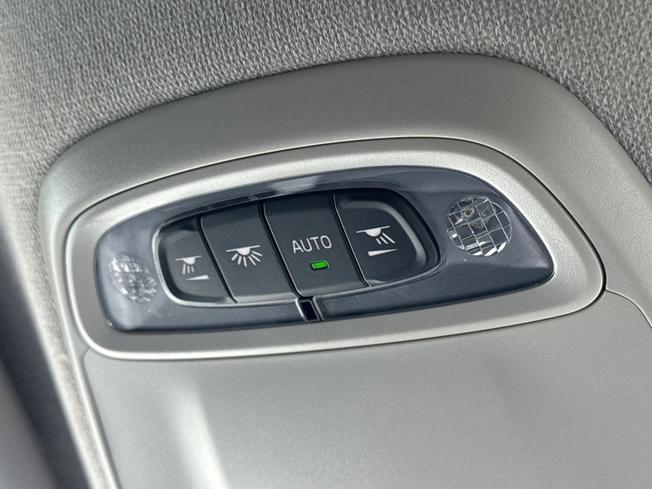 VOLVO Xc40 Photo 60