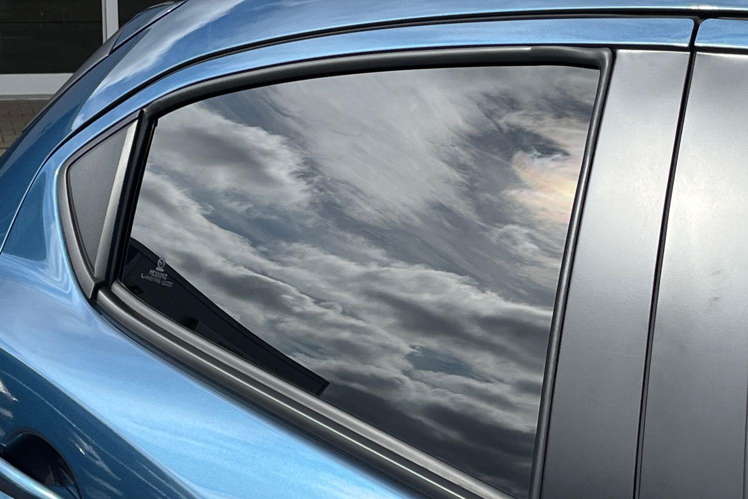 Mazda Mazda2 Photo 38