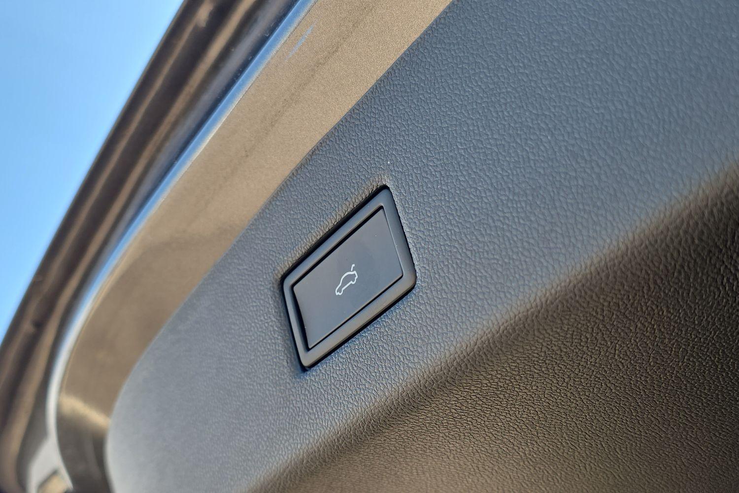 Ford Explorer Photo 14