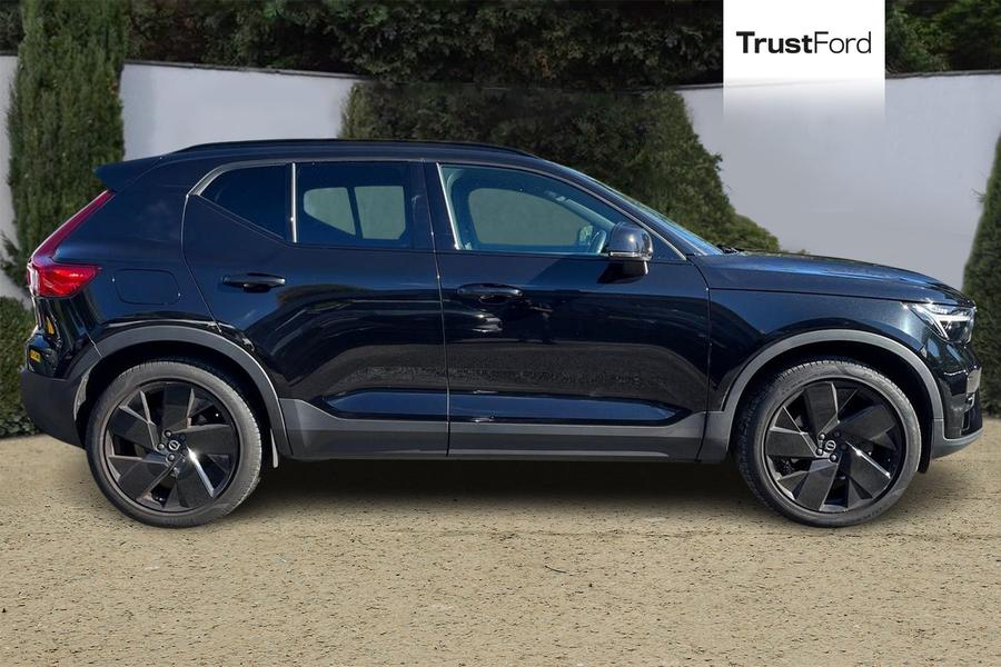 Volvo XC40 Photo autoimg-143070f10adda8ca8f0eff4efbb2d39fd77fbfc6.jpg