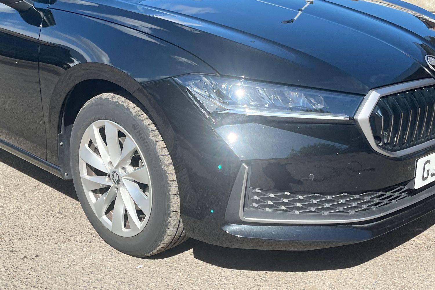 Skoda SUPERB Photo 26