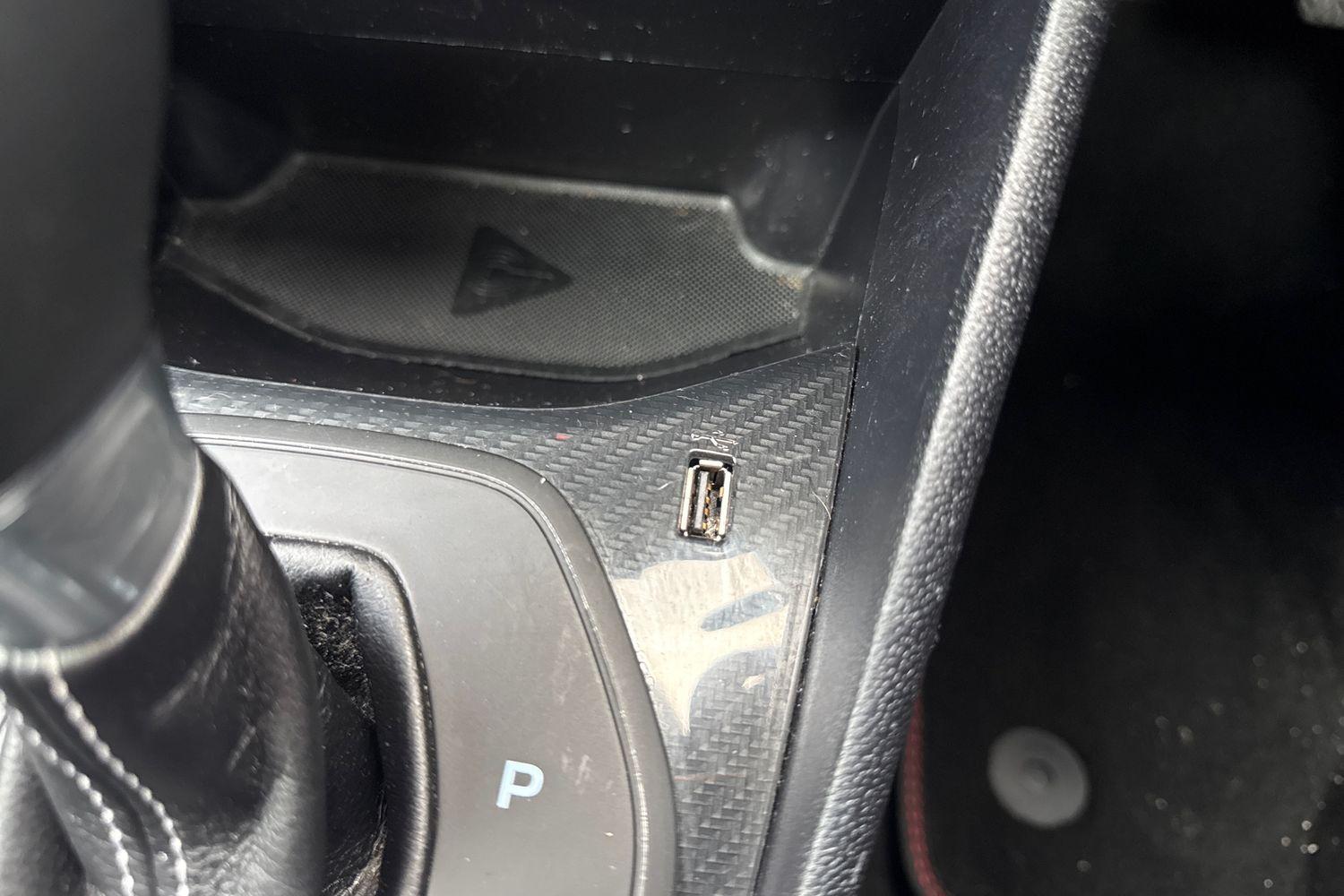 Ford FIESTA Photo 29