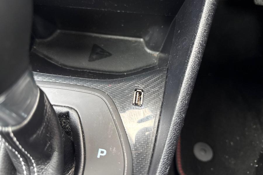 Ford FIESTA Photo autoimg-143191e4d0591bcda56c1408401ec008948edd1f.jpg