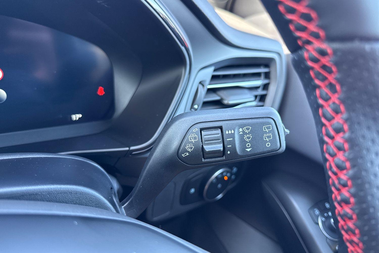 Ford FOCUS Photo 14