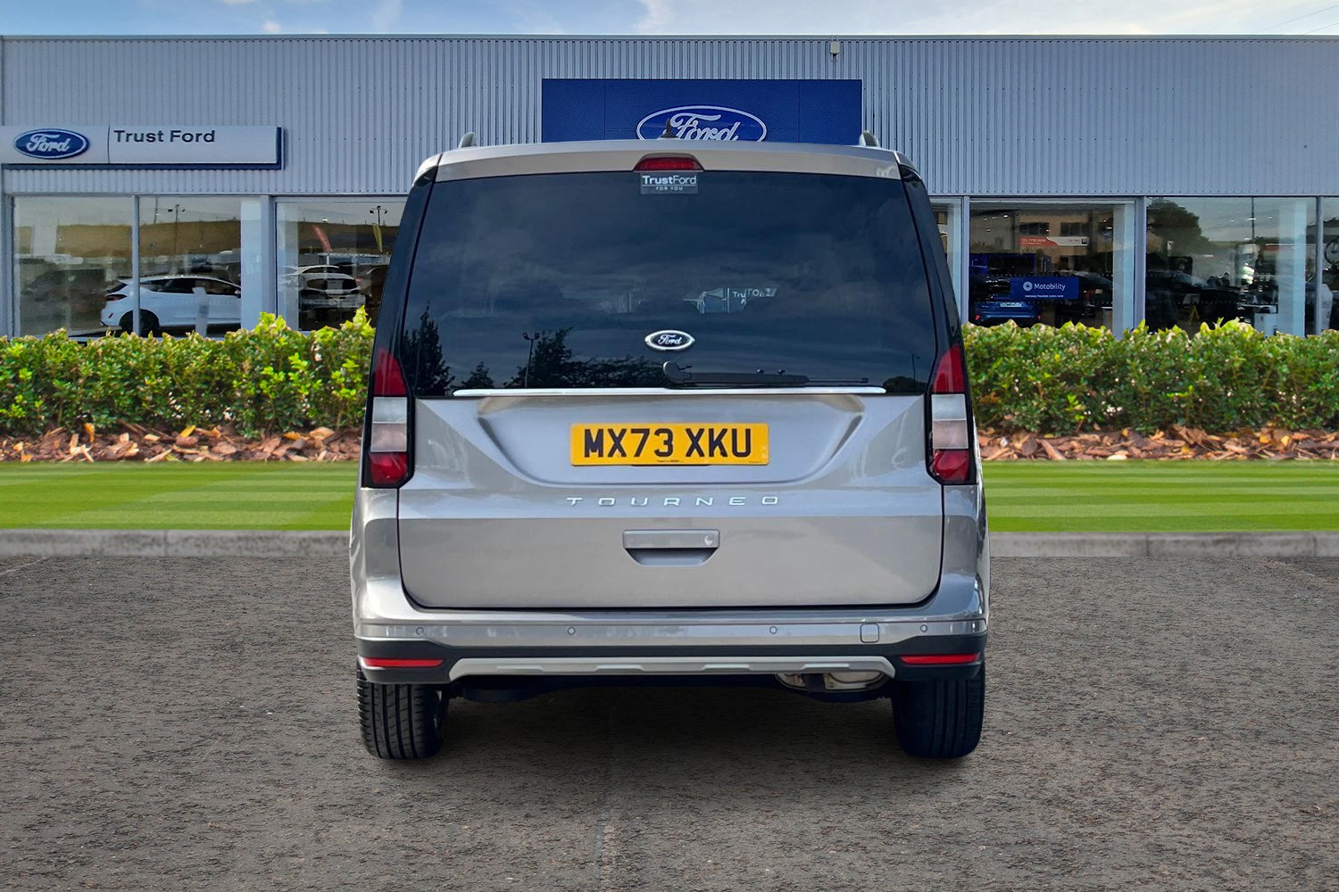 Ford TOURNEO CONNECT Photo 6