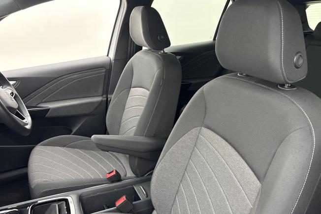 VOLKSWAGEN ID.3 Photo 21
