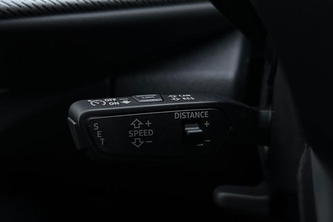 AUDI Q5 SUV Photo 38