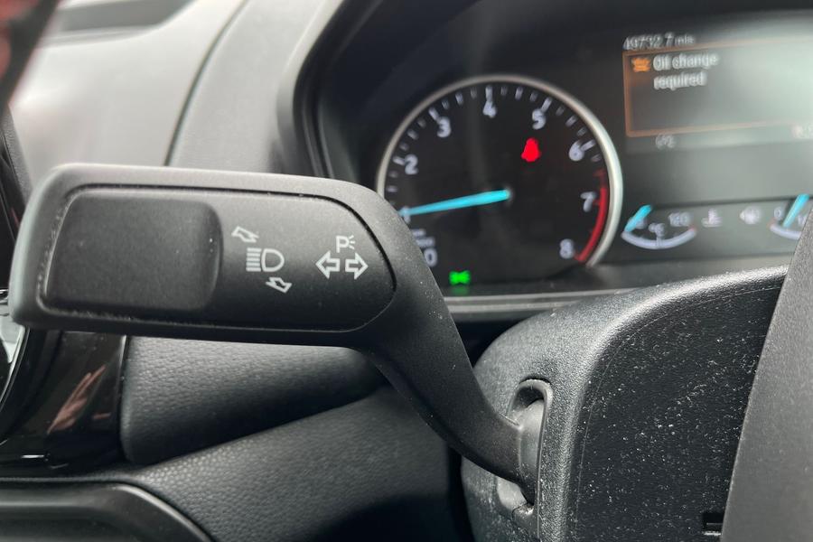 Ford ECOSPORT Photo autoimg-143b7a97e91fdade4937d9ed077d6fb7fd811ded.jpg