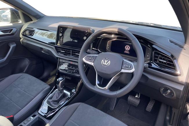 VOLKSWAGEN T-Roc Photo 6